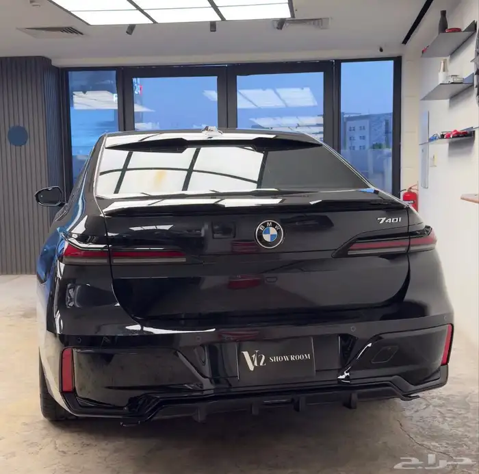 بي ام دبليو الفئة السابعة 740i 2023 مستخدم — صورة 5 من 5