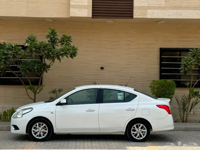 نيسان صني 2023 — صورة 3 من 13
